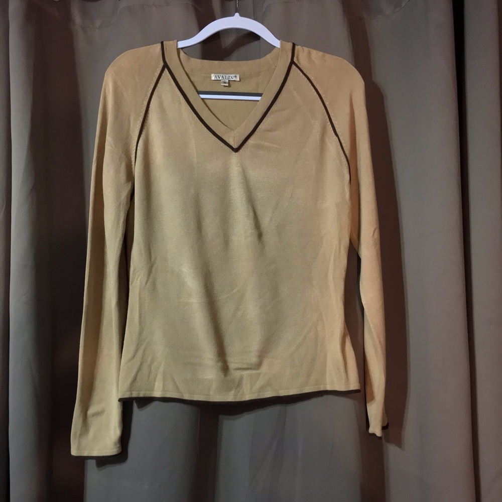 Avalin | Tan sweater with Brown stitching